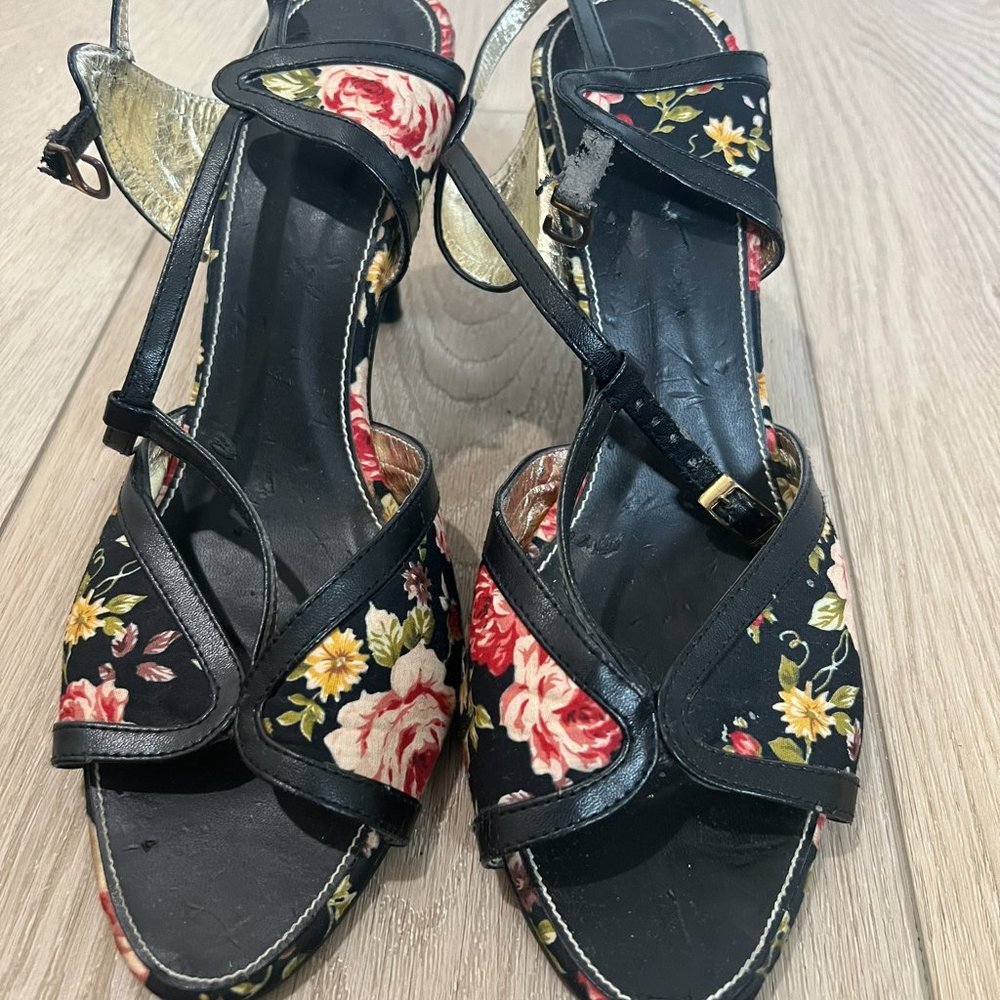 VISS open toe T-strap vintage floral kitten heels - Picture 5 of 14
